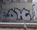 DH