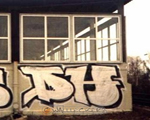 DH