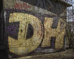 DH