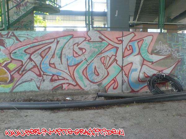 AMOK
