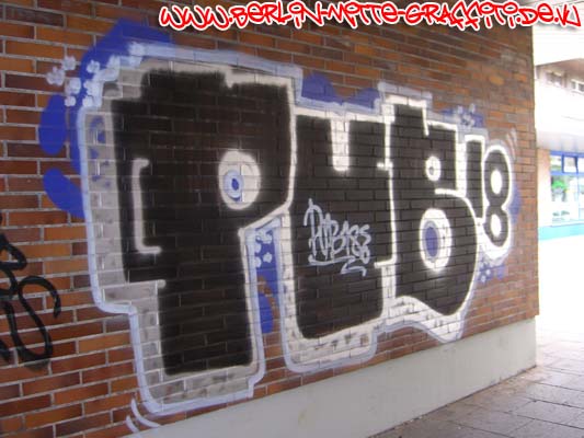 PUB